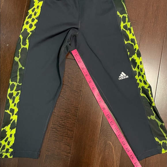 Adidas techfit size S cropped leggings - Picture 3 of 6